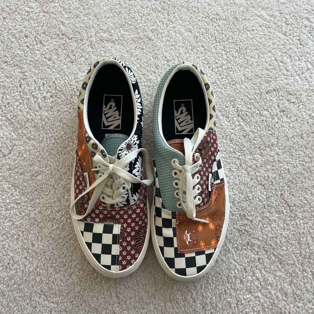 WOMENS VANS